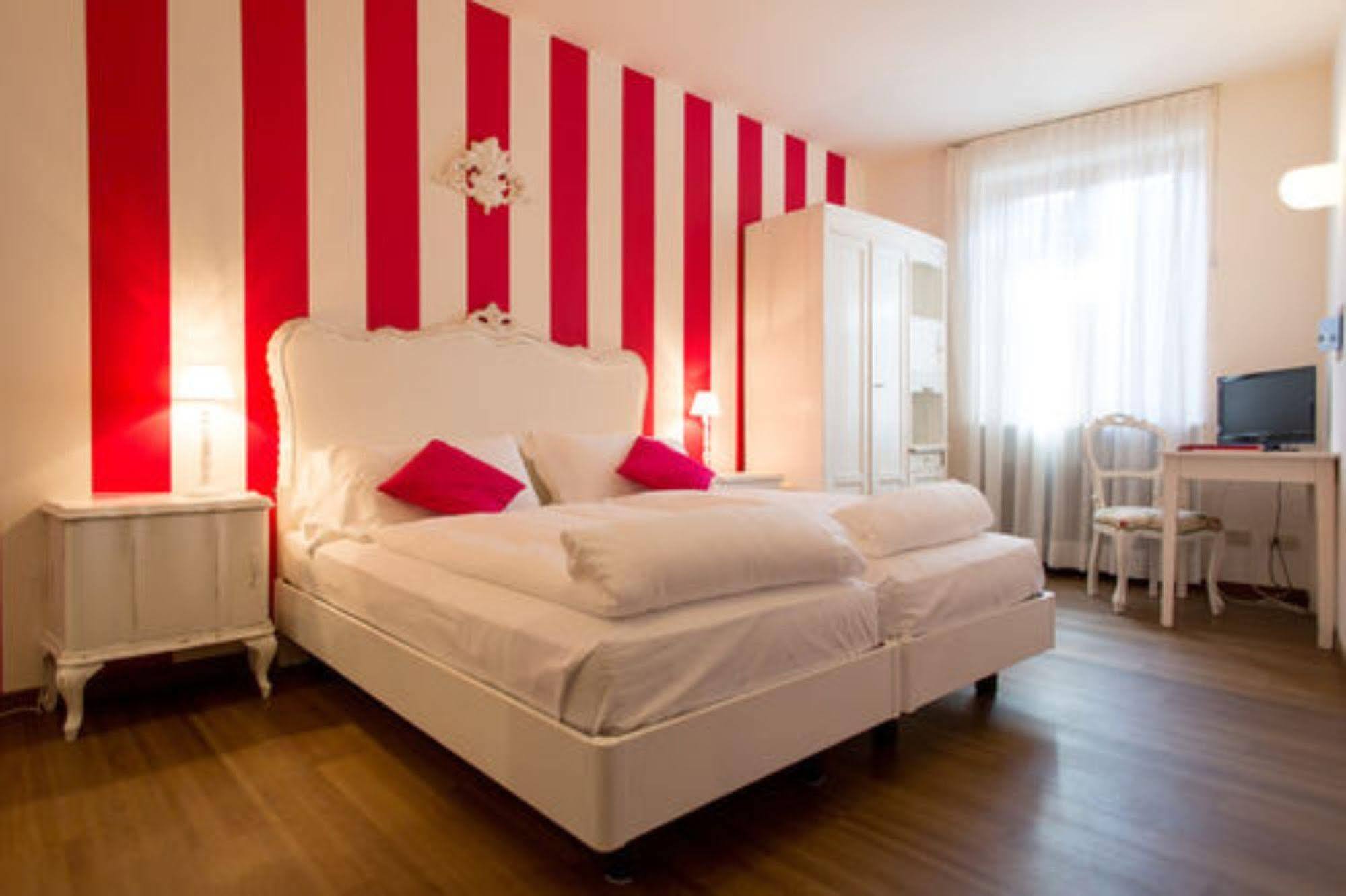 Hotel Speranza Бардолино Екстериор снимка