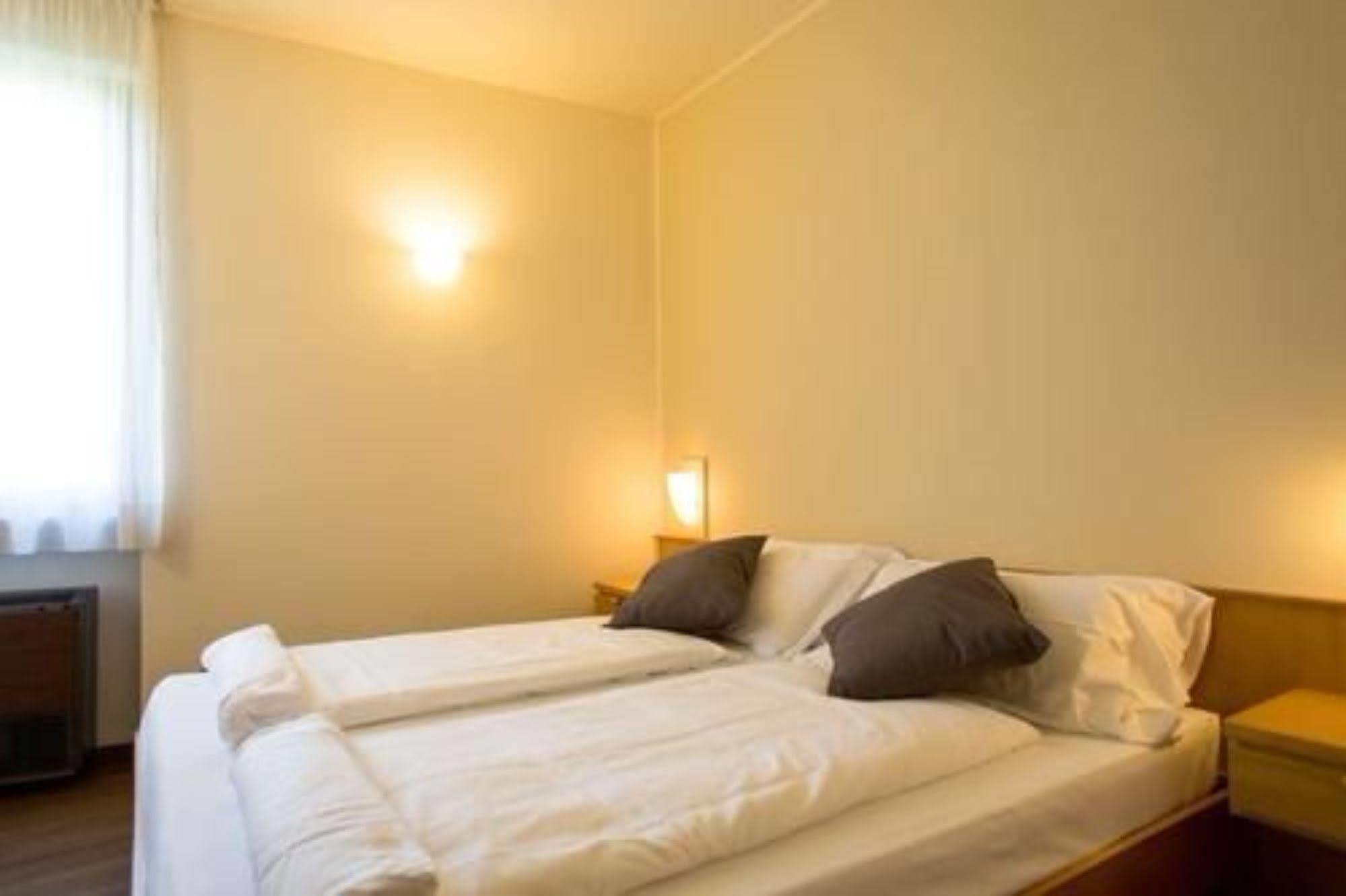 Hotel Speranza Бардолино Екстериор снимка